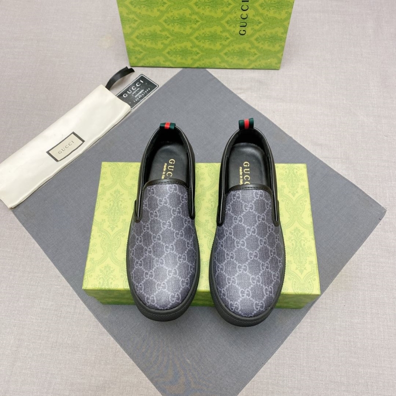 G*u*i casual shoes
